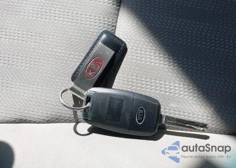 2017 Kia Sportage Lx z USA, uszkodzony, nr VIN KNDPM3AC7H7228609